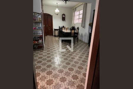 Casa à venda com 5 quartos, 275m² em Cidade Nova, Belo Horizonte