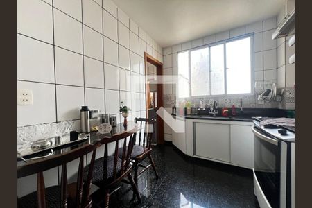 Apartamento à venda com 3 quartos, 90m² em Buritis, Belo Horizonte