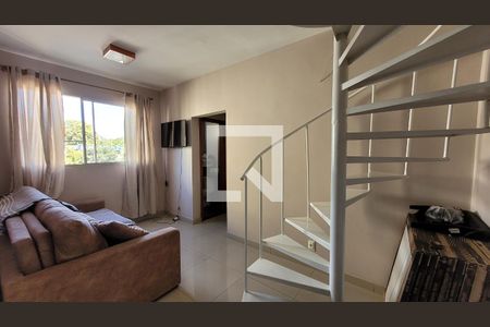 Sala de apartamento à venda com 2 quartos, 100m² em Chácara, Betim