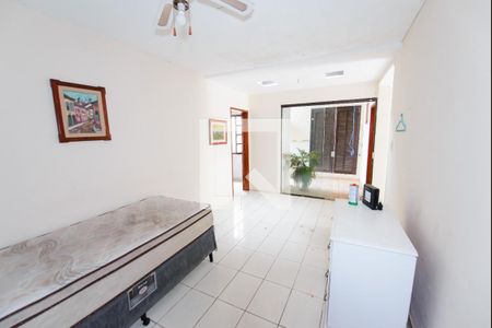Sala de TV de casa para alugar com 2 quartos, 120m² em Centro, Taubaté