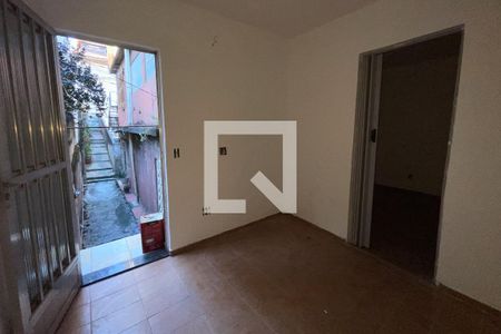 Sala 2 de casa para alugar com 3 quartos, 160m² em Jardim Vinte E Cinco de Agosto, Duque de Caxias