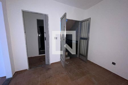 Sala 2 de casa para alugar com 3 quartos, 160m² em Jardim Vinte E Cinco de Agosto, Duque de Caxias