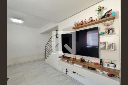 sala de casa à venda com 3 quartos, 306m² em São Goncalo, Contagem