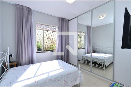 Quarto 1 de apartamento à venda com 2 quartos, 100m² em Floresta, Belo Horizonte
