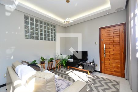 Sala de apartamento à venda com 2 quartos, 100m² em Floresta, Belo Horizonte