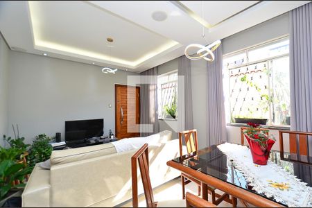 Sala de apartamento à venda com 2 quartos, 100m² em Floresta, Belo Horizonte