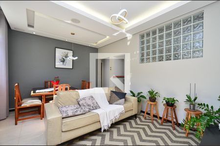 Sala de apartamento à venda com 2 quartos, 100m² em Floresta, Belo Horizonte