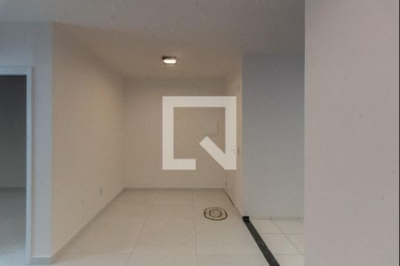 Sala de apartamento para alugar com 2 quartos, 45m² em Jardim Ipaussurama, Campinas