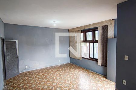 Sala de casa para alugar com 6 quartos, 600m² em Pechincha, Rio de Janeiro