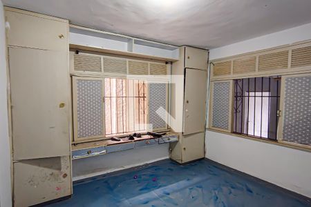 Quarto 1 de casa para alugar com 6 quartos, 600m² em Pechincha, Rio de Janeiro