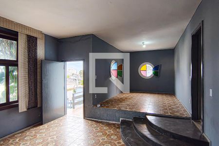 Sala de casa para alugar com 6 quartos, 600m² em Pechincha, Rio de Janeiro