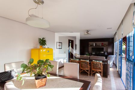 Sala 1 de casa à venda com 4 quartos, 992m² em Estoril, Belo Horizonte