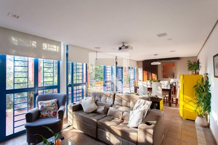 Sala 1 de casa à venda com 4 quartos, 992m² em Estoril, Belo Horizonte