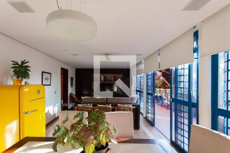 Sala 1 de casa à venda com 4 quartos, 992m² em Estoril, Belo Horizonte