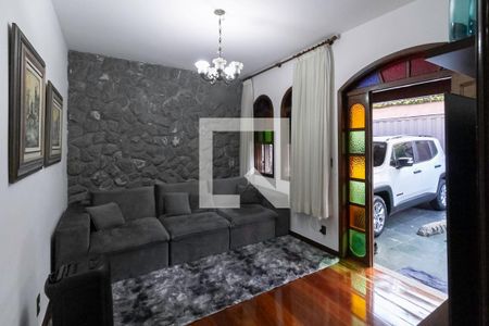 Sala de casa à venda com 3 quartos, 170m² em Parque Recreio, Contagem