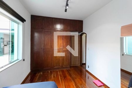 Quarto 2 de casa à venda com 3 quartos, 170m² em Parque Recreio, Contagem