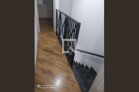 Corredor de casa de condomínio para alugar com 3 quartos, 199m² em Paisagem Renoir, Cotia