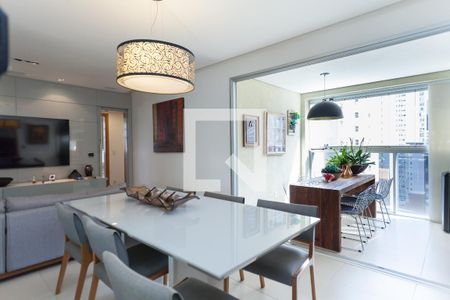 Sala de apartamento à venda com 3 quartos, 96m² em Vila da Serra, Nova Lima