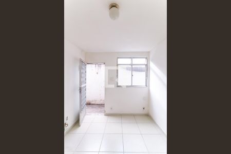 Sala de casa para alugar com 1 quarto, 50m² em Abolição, Rio de Janeiro