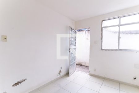 Sala de casa para alugar com 1 quarto, 50m² em Abolição, Rio de Janeiro