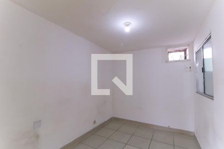 Quarto de casa para alugar com 1 quarto, 50m² em Abolição, Rio de Janeiro