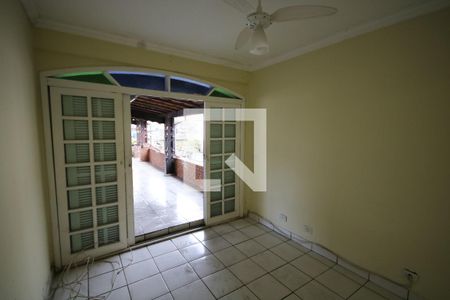 Sala de casa para alugar com 2 quartos, 200m² em Nova Mirim, Praia Grande