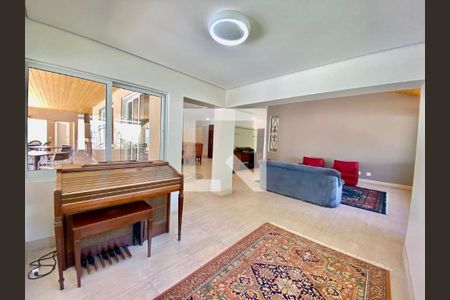 Casa à venda com 4 quartos, 512m² em São Luiz, Belo Horizonte