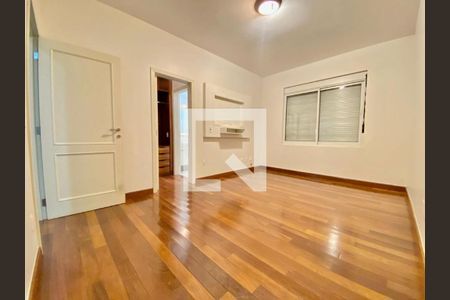 Casa à venda com 4 quartos, 512m² em São Luiz, Belo Horizonte