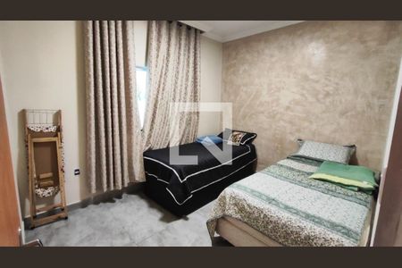 Casa à venda com 2 quartos, 111m² em Jardim Laguna, Contagem