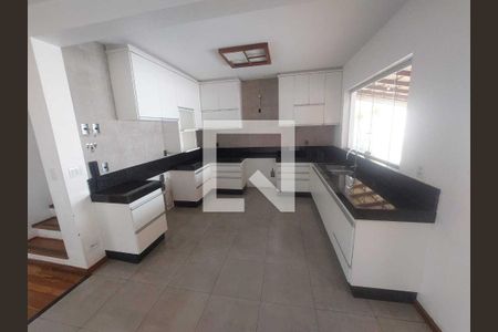 Casa para alugar com 4 quartos, 500m² em Castelo, Belo Horizonte