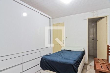 Quarto de casa para alugar com 1 quarto, 45m² em Vila Ester (zona Norte), São Paulo