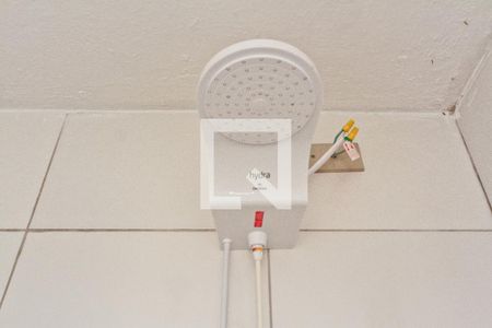 Banheiro de casa para alugar com 1 quarto, 45m² em Vila Ester (zona Norte), São Paulo