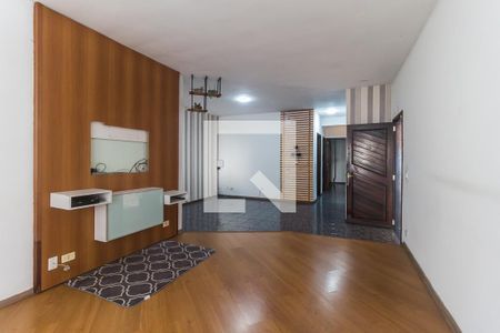 Sala de casa para alugar com 4 quartos, 200m² em Jardim Fonte Aurea, Poá