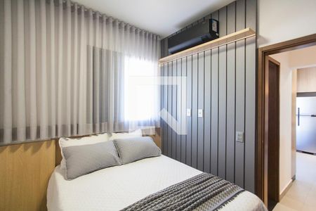 Quarto de apartamento para alugar com 1 quarto, 34m² em Saraiva, Uberlândia