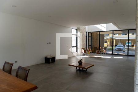 Sala de casa de condomínio para alugar com 5 quartos, 535m² em Jardim Paraiba, Jacareí