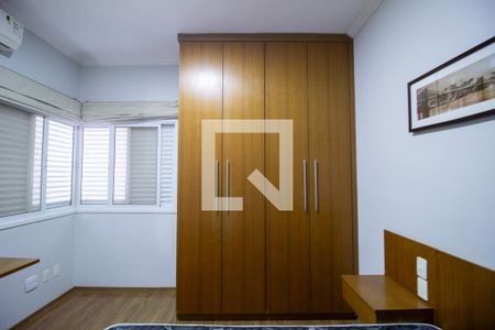 Quarto 1 de casa de condomínio para alugar com 3 quartos, 232m² em Chácaras Reunidas São Jorge, Sorocaba