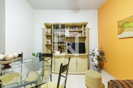 Sala 1 de casa para alugar com 4 quartos, 200m² em Auxiliadora, Porto Alegre