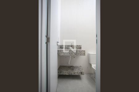 Banheiro da Suíte de casa à venda com 2 quartos, 100m² em Candelária, Belo Horizonte