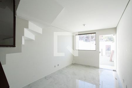 Sala de casa à venda com 2 quartos, 100m² em Candelária, Belo Horizonte
