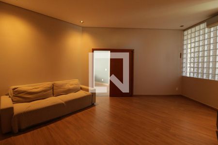 Sala de casa de condomínio à venda com 4 quartos, 1215m² em Caxambu, Jundiaí
