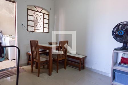 Sala de Jantar de casa à venda com 2 quartos, 354m² em Bandeirantes, Contagem