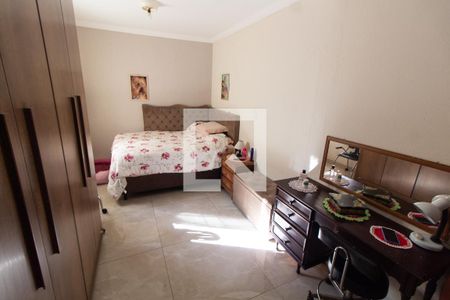 Quarto 1 de casa à venda com 3 quartos, 400m² em Vila Nova Teixeira, Campinas