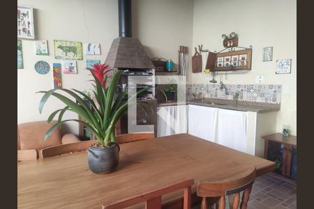 Foto 03 de casa à venda com 4 quartos, 110m² em Jardim Pauliceia, Campinas