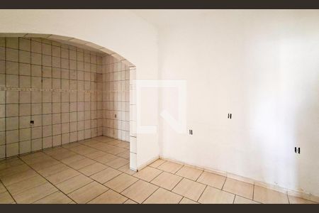 Sala de casa à venda com 3 quartos, 250m² em Santa Cruz, Belo Horizonte