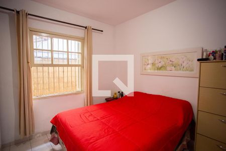 Quarto 1 de casa à venda com 2 quartos, 300m² em Vila Guaca, São Paulo