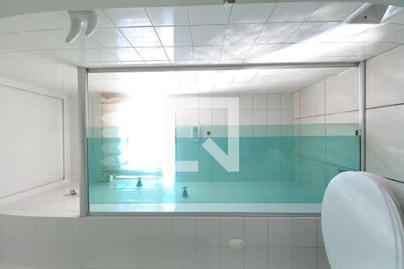 Banheiro de apartamento à venda com 2 quartos, 250m² em Parque São Jorge, Campinas