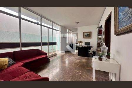 Sala de casa à venda com 5 quartos, 246m² em Barroca, Belo Horizonte