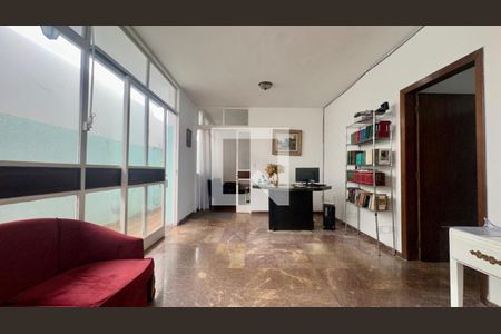 Sala de casa à venda com 5 quartos, 246m² em Barroca, Belo Horizonte