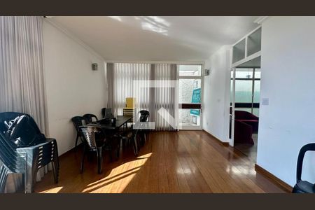 Sala de casa à venda com 5 quartos, 246m² em Barroca, Belo Horizonte