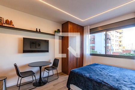 Sala/Quarto de kitnet/studio à venda com 1 quarto, 30m² em Boa Vista, Porto Alegre